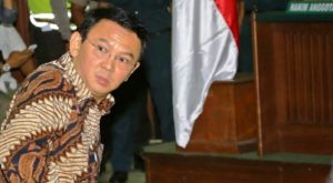 Eksepsi Ahok di sidang perdana seperti “bunuh diri”