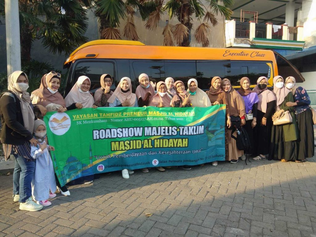 Keputrian Yayasan Tahfidz Preneur Masjid Al Hidayah Gelar Roadshow Majelis Taklim