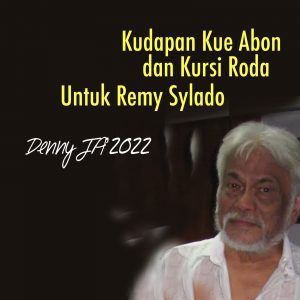 Kudapan Kue Abon dan Kursi Roda untuk Remy Sylado