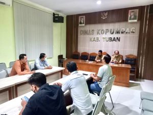 Warga Tuban Kesulitan Beli Minyak Goreng, PGK Tuban : Siap Mengawal