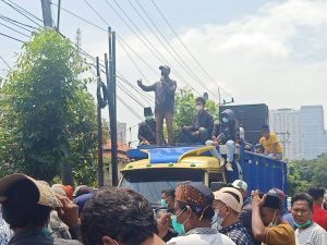 Suap Lelang Paket, APKNN Demo di Depan Kantor BP2JK Jatim