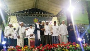 Ribuan Santri Bersholawat Bersama Habib Ahmad di Ponpes Nurul Huda