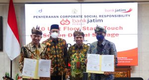 Bank Jatim Serahkan CSR ke Pemerintah Kabupaten Sidoarjo