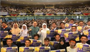 Gubernur Jatim Apresiasi UNAIR Lolos di Peringkat 369 dari Top 500 Universitas Dunia