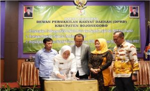 Paripurna DPRD Bojonegoro Setujui Raperda Pajak Dan Retribusi Daerah