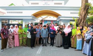 Gubernur Khofifah Dolan ke Kampung Inggris Pare Kediri