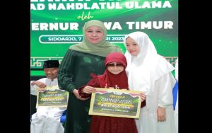 Khofifah Beri Hadiah Khusus 4 Pemenang Audisi Shalawat