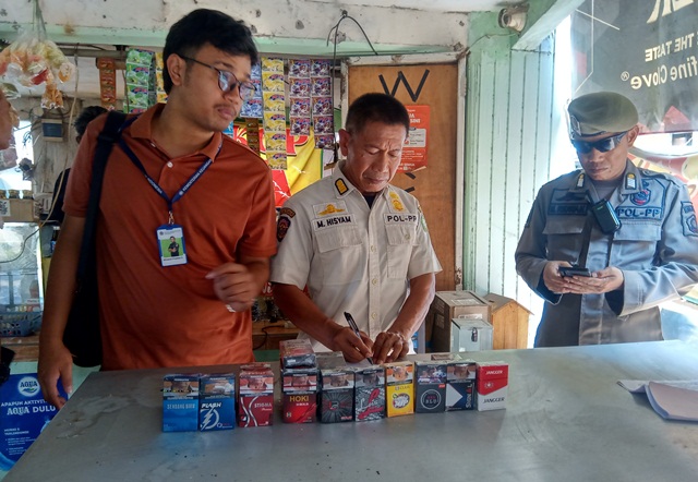 Bea Cukai & Satpol PP Sidoarjo Amankan 27 Juta Batang Rokok Ilegal