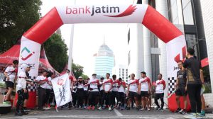 Berlari Sambil Berdonasi, Bank Jatim Gelar Jatimers Run To Care