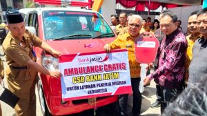 Dukung Pekerja Migran Jawa Timur, Bank Jatim Berikan Bantuan Ambulans Hingga Fasilitasi Transaksi Keuangan di Luar Negeri