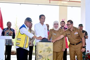 Jokowi Meriahkan Peresmian Pasar Induk Among Tani dengan Dukungan Optimal Bank Jatim untuk Fasilitas dan Sistem Transaksi Lebih Canggih!