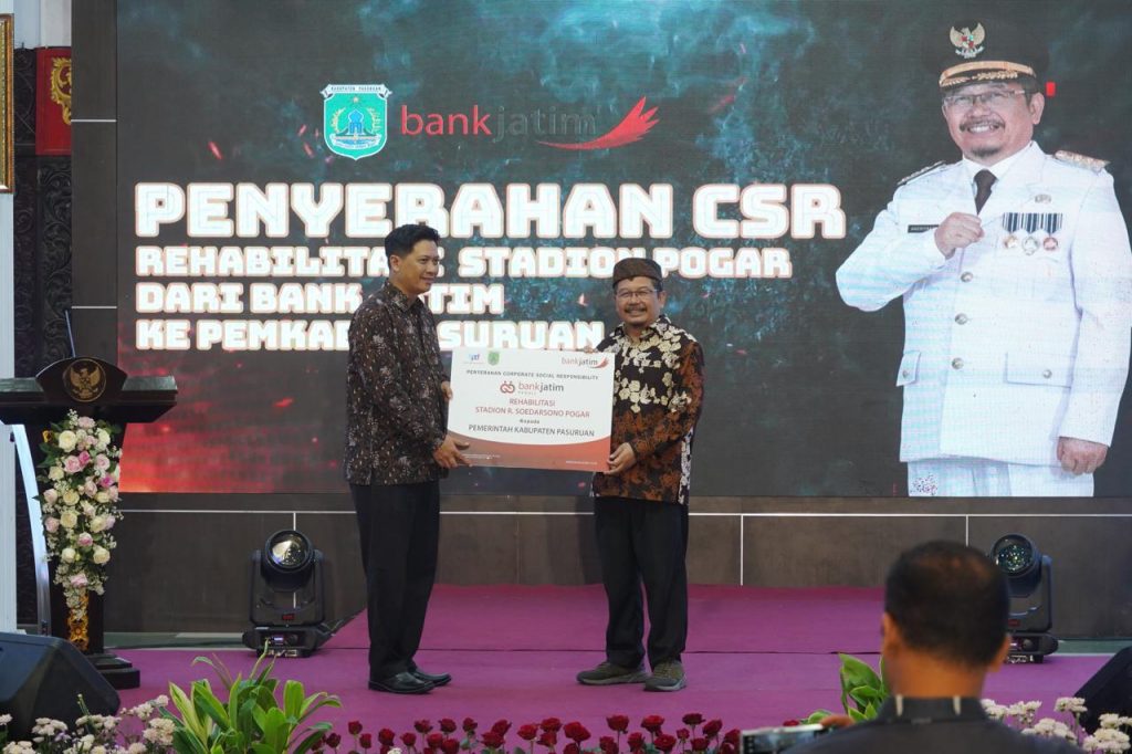 Bank Jatim Salurkan Bantuan CSR ke Dua Pemkab Sekaligus