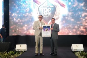 Bank Jatim Raih Penghargaan Top Bank 2024 dari The Iconomics