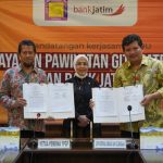 Dukung Dunia Pendidikan, Bank Jatim dan Universitas Narotama Tanda Tangani MoU