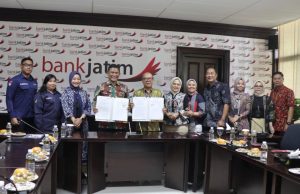 Tingkatkan Kesejahteraan PMI, Bank Jatim Tanda Tangani Perjanjian Kerja Sama dengan BP2MI