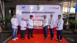 Wujudkan Kabupaten Malang Bebas Sampah, Bank Jatim Serahkan CSR Arm Roll Truck