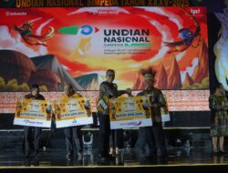Nasabah Bank Jatim Bawa Pulang Hadiah Utama Undian Simpeda Rp 500 Juta