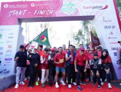 Bromo Marathon 2025 Sukses Digelar, Bank Jatim Launching QRIS Crossborder dan Branding Jeep Bromo